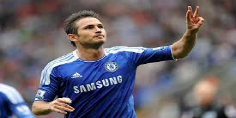 曼城黄金一代的重要拼图：星空体育视角下的巅峰时刻 -星空体育