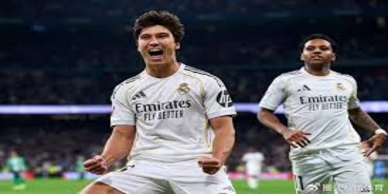 比赛转折点解析：判罚、红牌与心态变化 - 星空体育