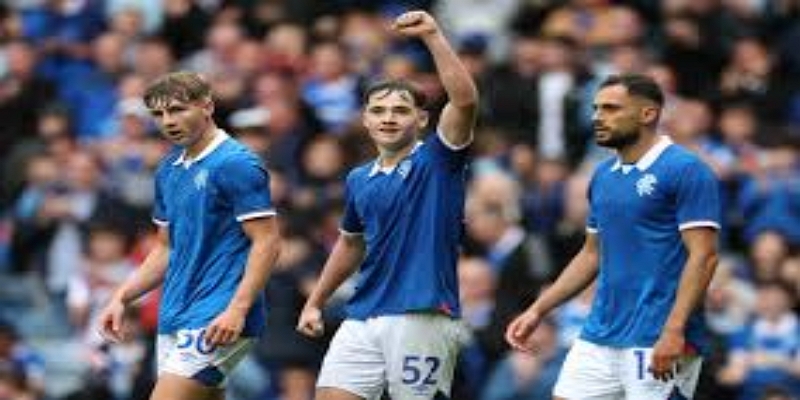 星空体育深度解析：红牌判罚如何改变整场比赛格局-星空体育