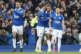 图赫尔为何锁定戈登？ - 星空体育战术解析-星空体育