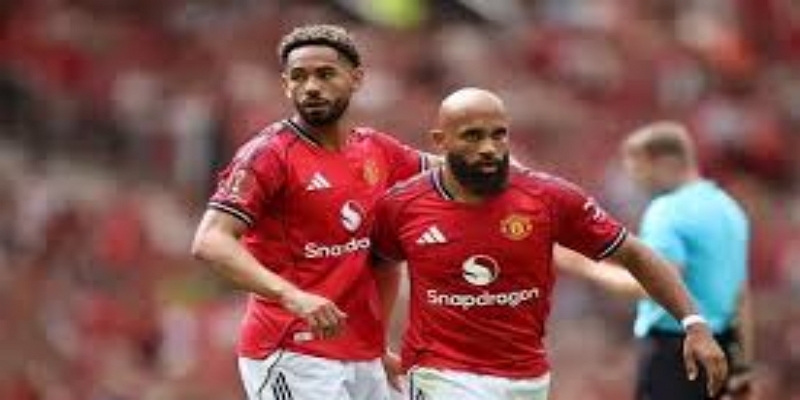 曼城对阵利物浦：阿坎吉犯规争议改变比赛走向  -星空体育