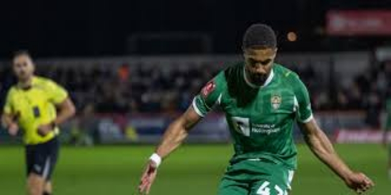 比赛背景与关键球员动态-星空体育赛前观察-星空体育