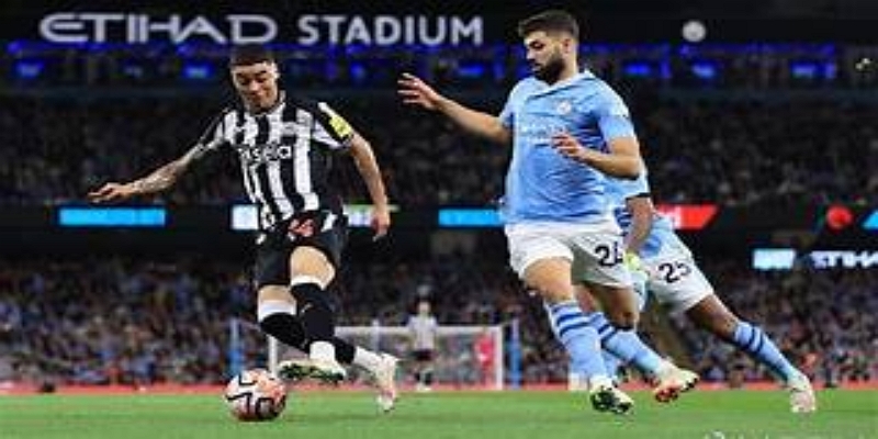 百分赛季的核心：战术革命与阵容重塑-星空体育