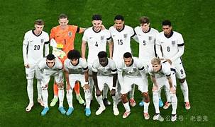 卡斯利足球的战术革命—星空体育解析进攻哲学重构-星空体育