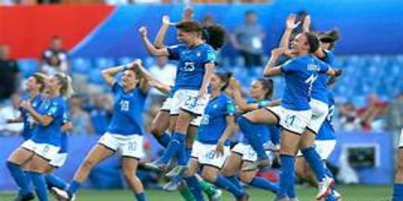 星空体育聚焦巅峰之路—加盟切尔西实现职业飞跃-星空体育